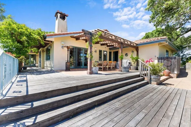 $4,500,000 | 13404 Flora Ranch Road, Healdsburg, CA 95448