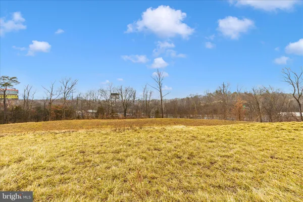 $259,000 | 45 Bloomsbury Street, Falling Waters, WV 25419