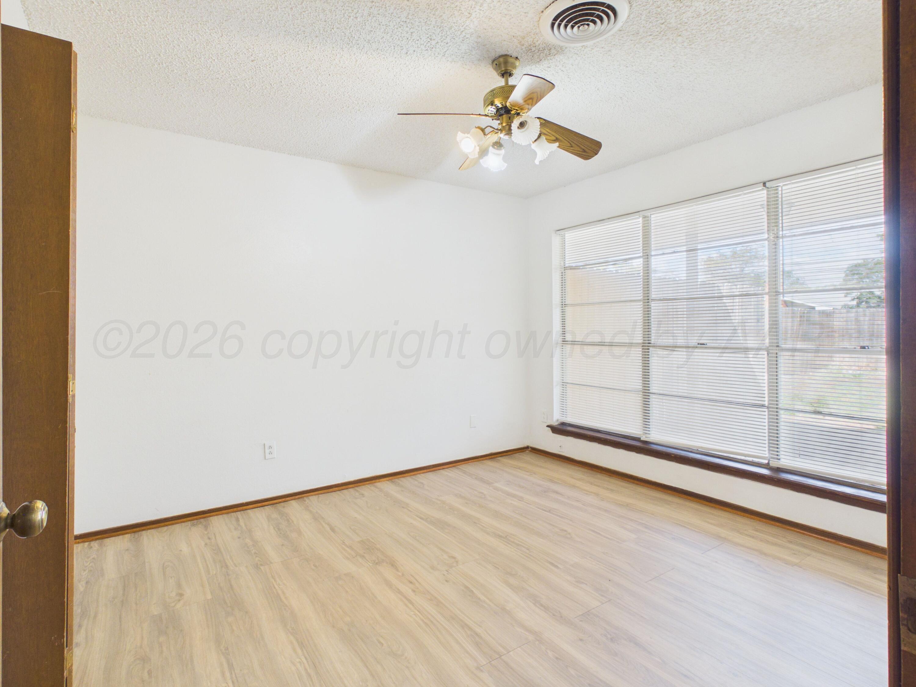 4216 Ridgecrest Circle Amarillo, TX 79109 - Photo 15 of 26 CAM06442G6-PR0103-STILL009