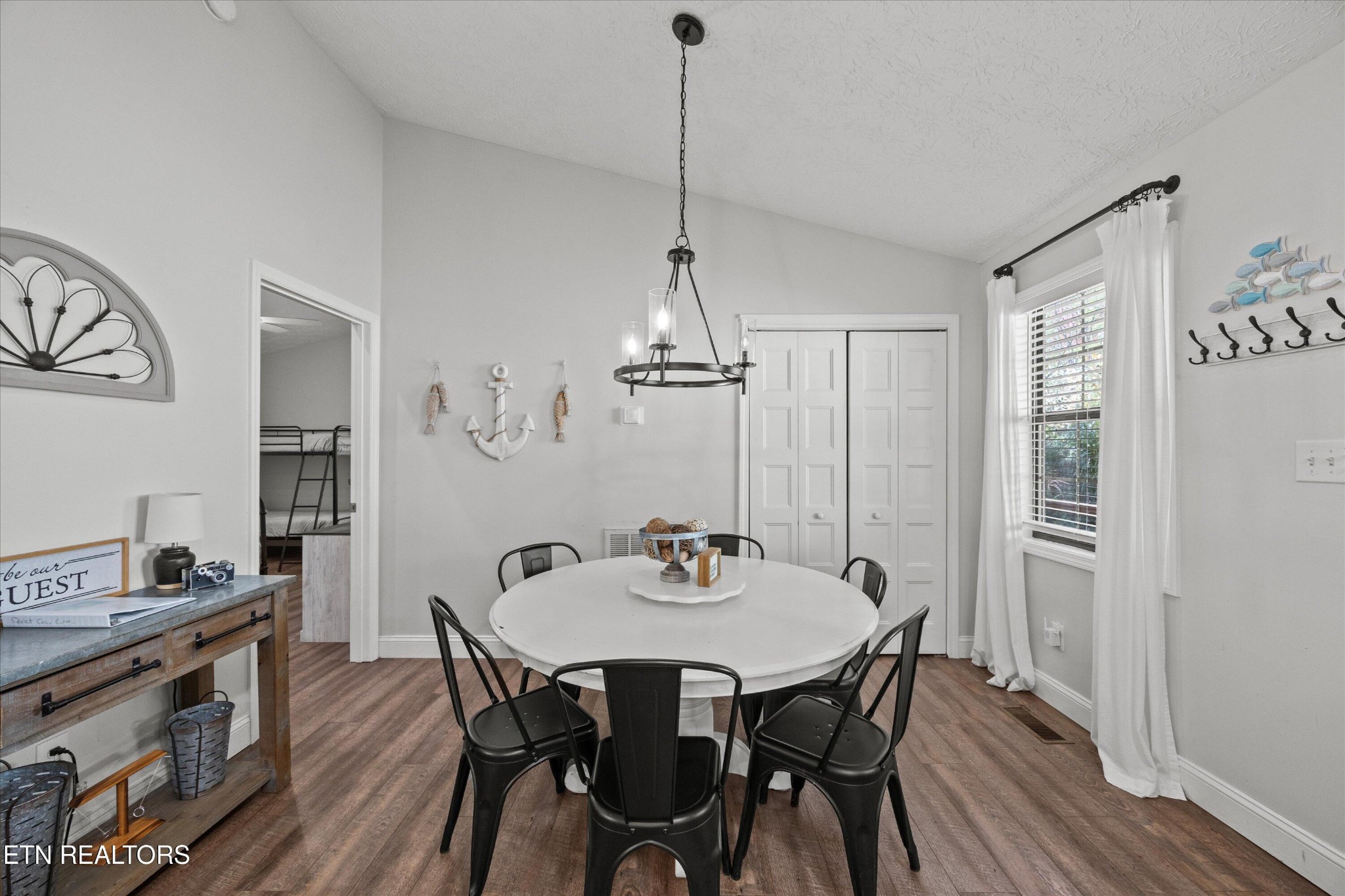 1305 Cove Pointe Road La Follette, TN 37766 - Photo 9 of 42 Gallery Image 9