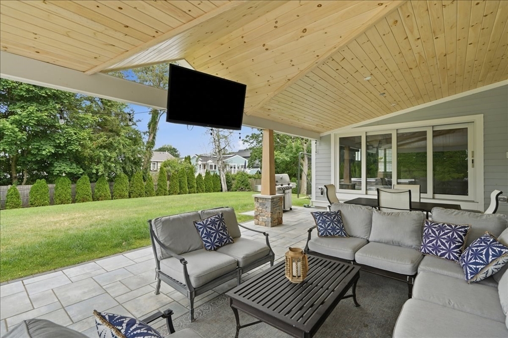 141 Wompatuck Road Hingham, MA 02043 - Photo 32 of 41