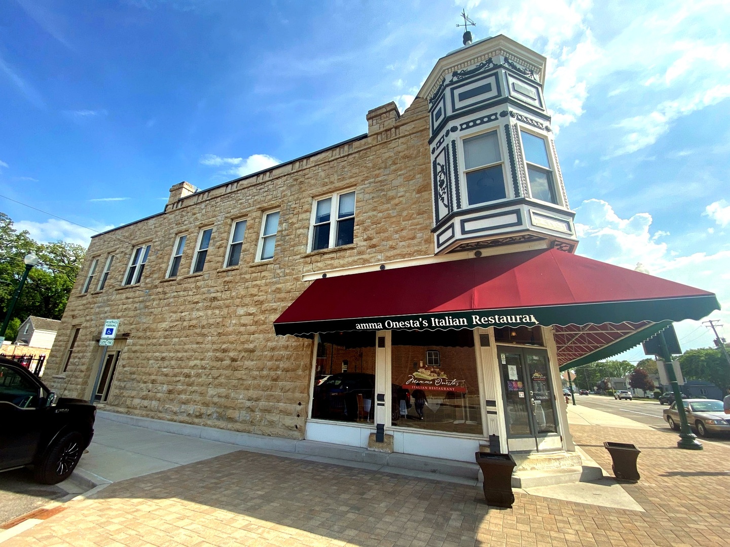 1100 South State Street Lockport, IL 60441 - Photo 3 of 18 a view of a cafe with sitting area