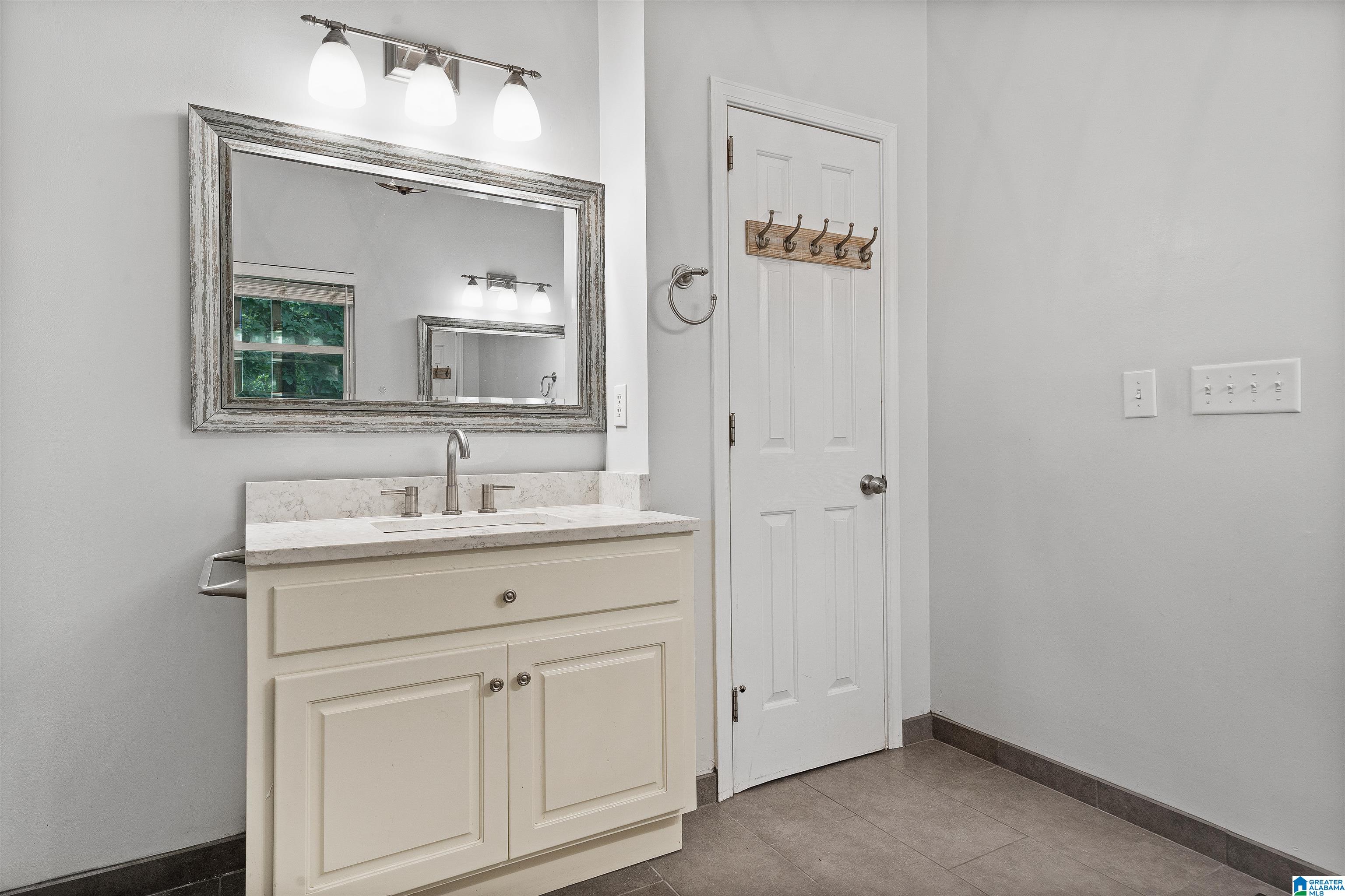 127 Kentwood Trail Alabaster, AL 35007 - Photo 20 of 53