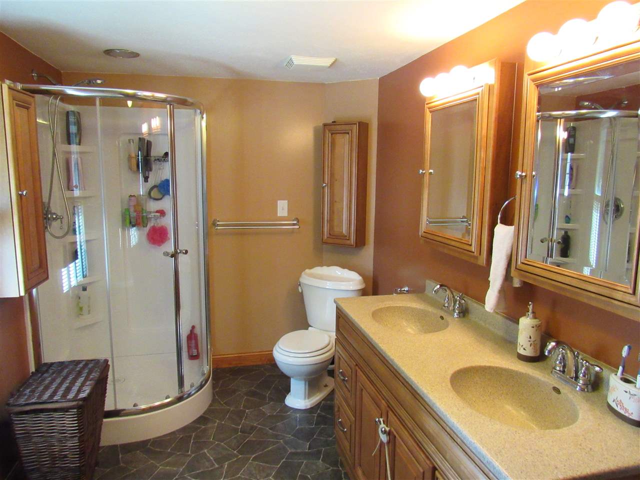 800 North Hartstrait Road Bloomington, IN 47404 - Photo 8 of 15 Gallery Image 8