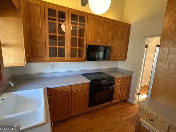 $2,200 | 180 Woodstone Drive, Athens, GA 30605