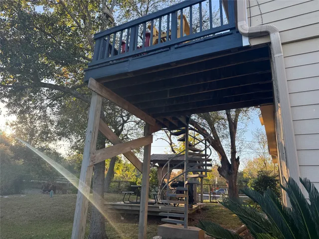 $395,000 | 3018 Todville Road, Seabrook, TX 77586