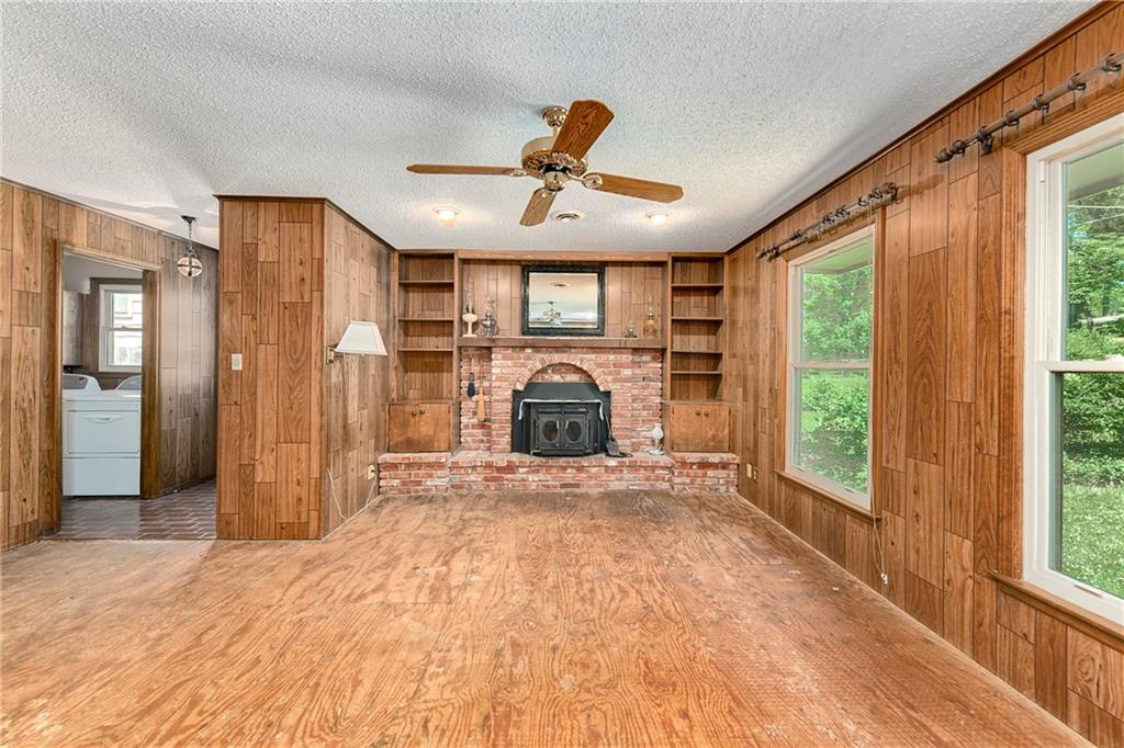 5327 Outlook Street Mission, KS 66202 - Photo 17 of 47