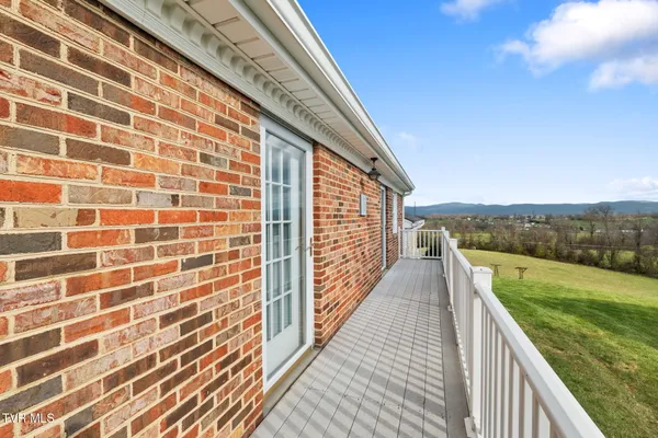 $799,000 | 12084 Tanglewood Drive, Glade Spring, VA 24340