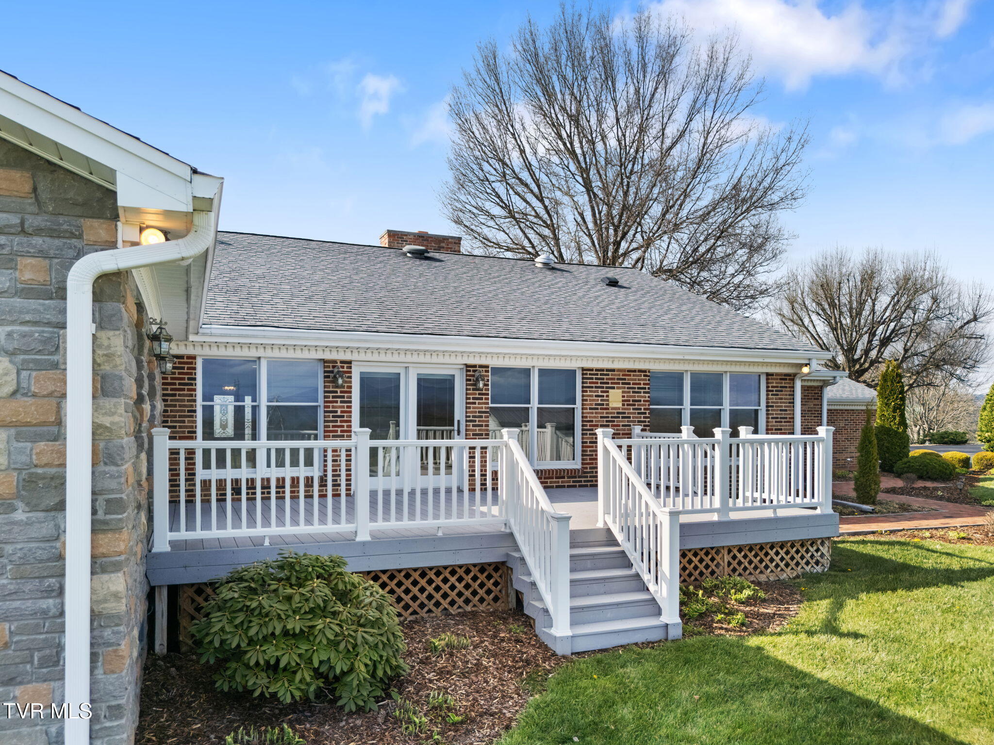 12084 Tanglewood Drive Glade Spring, VA 24340 - Photo 15 of 111 20-web-or-mls-12084-tanglewood-dr