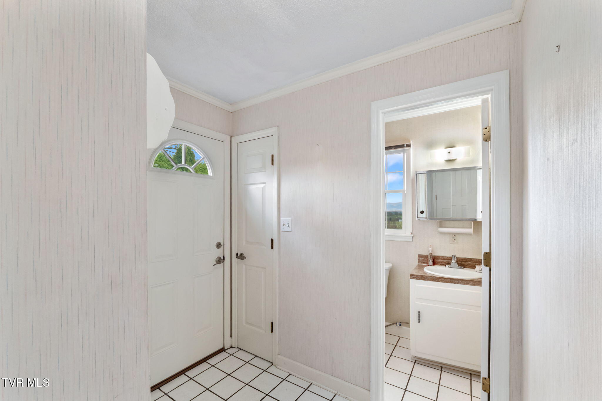 12084 Tanglewood Drive Glade Spring, VA 24340 - Photo 52 of 111 28-web-or-mls-12084-tanglewood-dr