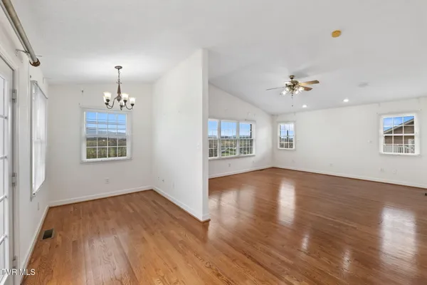 $799,000 | 12084 Tanglewood Drive, Glade Spring, VA 24340