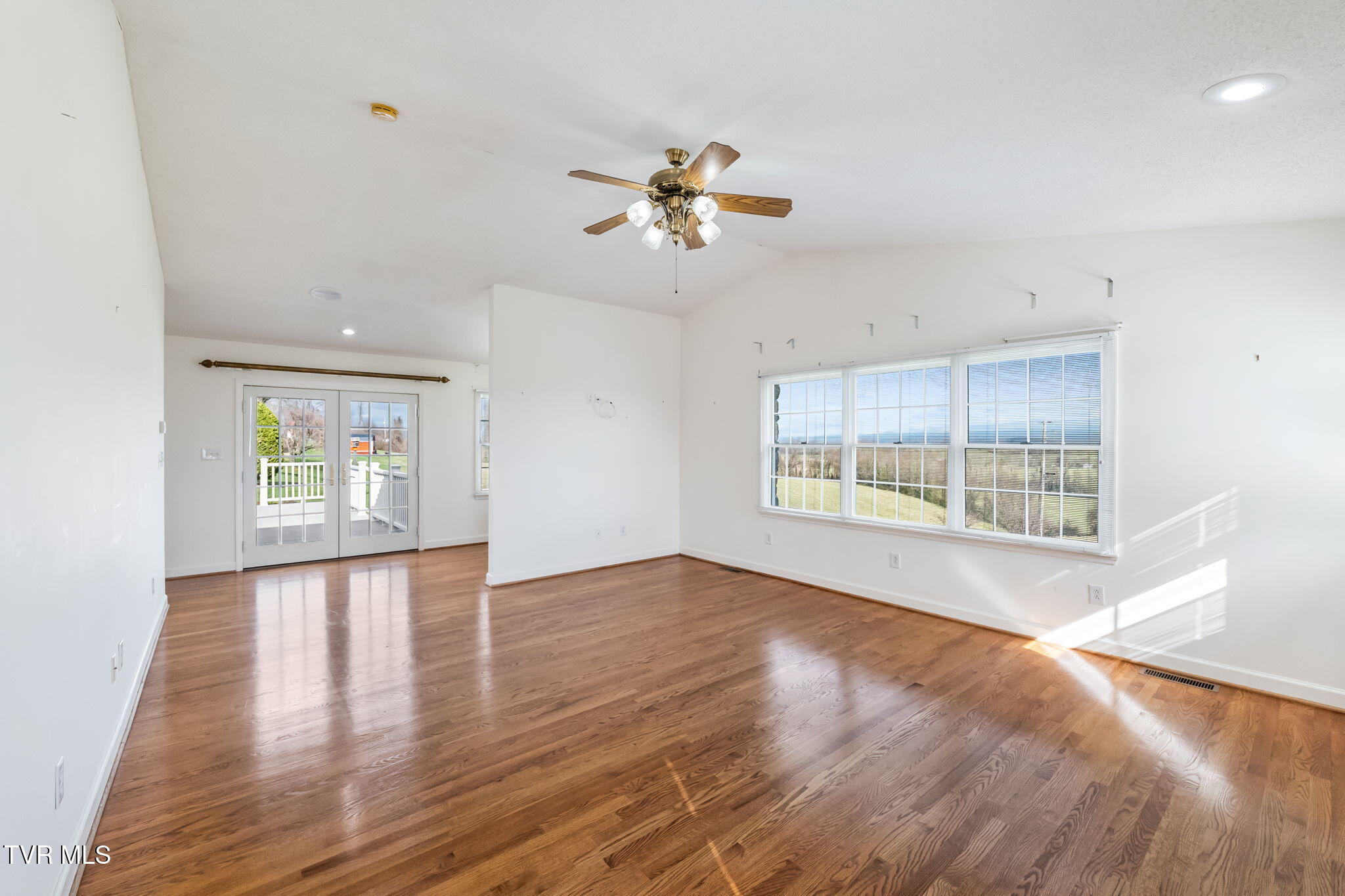 12084 Tanglewood Drive Glade Spring, VA 24340 - Photo 59 of 111 58-web-or-mls-12084-tanglewood-dr