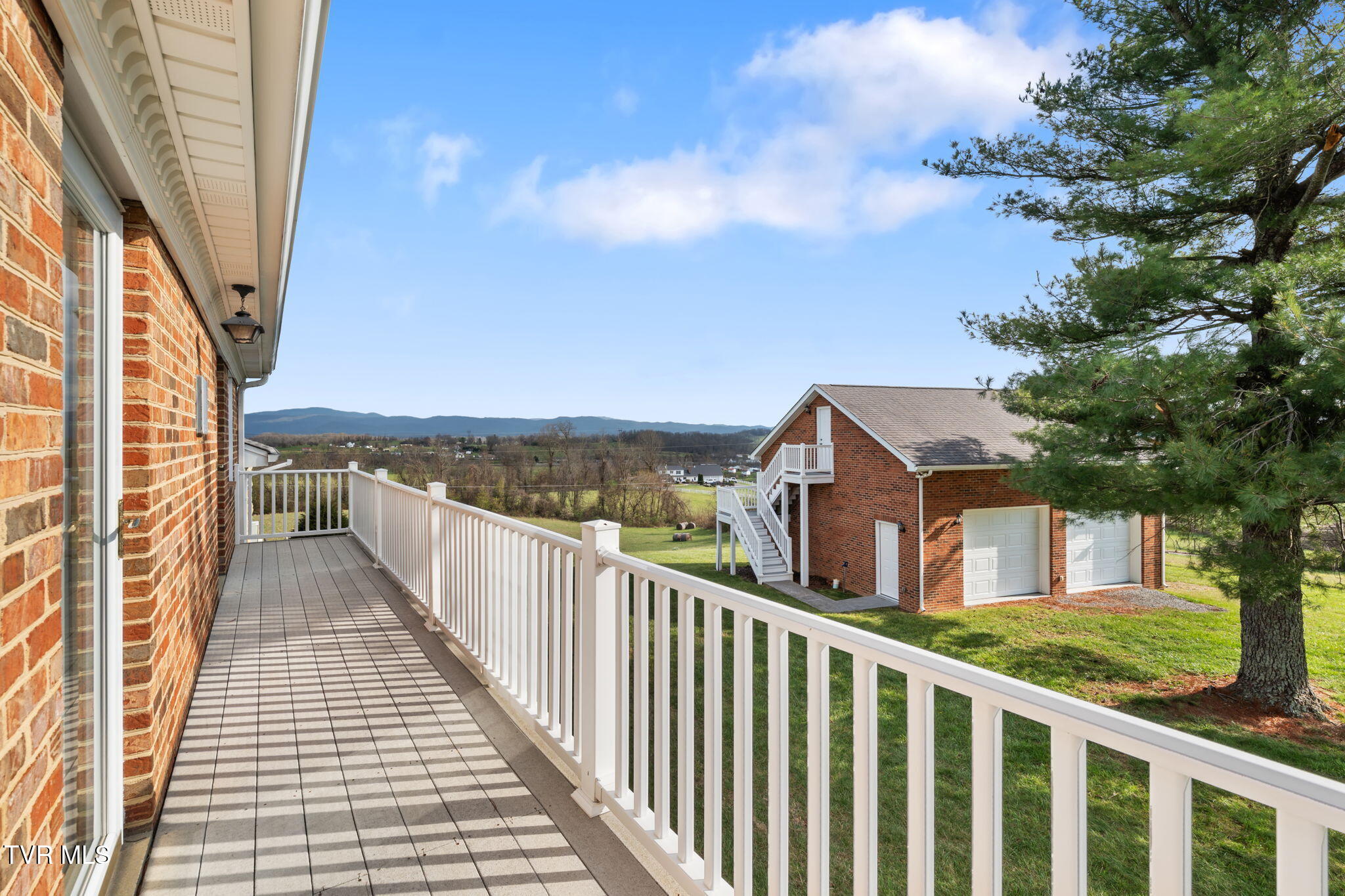 12084 Tanglewood Drive Glade Spring, VA 24340 - Photo 75 of 111 25-web-or-mls-12084-tanglewood-dr