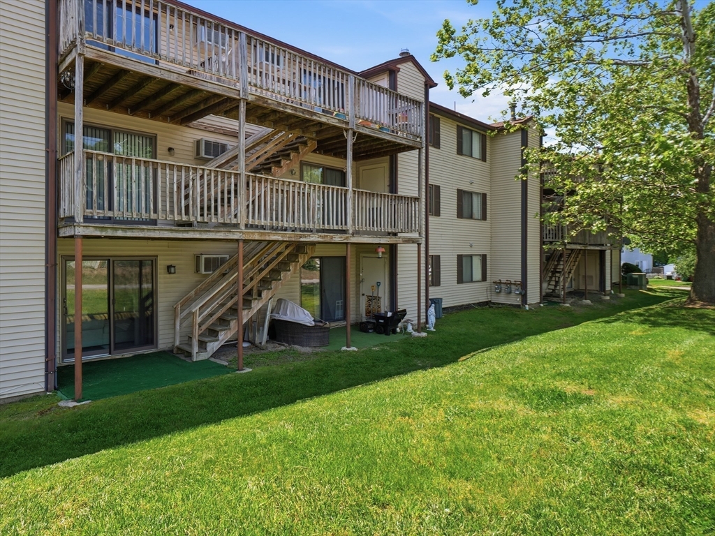 175 Willard Street, Unit 8 Lowell, MA 01850 - Photo 20 of 24