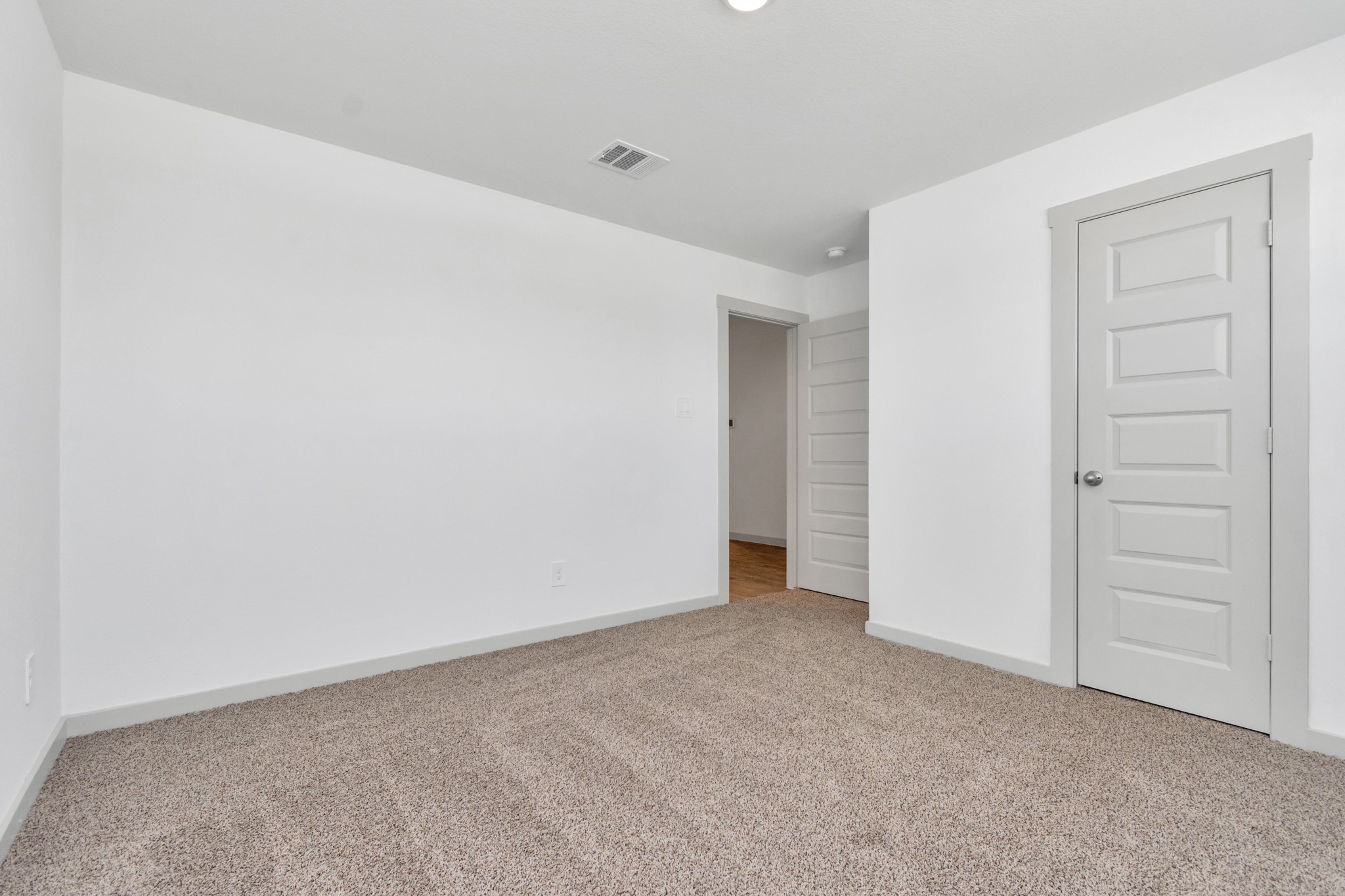 10626 Watershed Drive Rosharon, TX 77583 - Photo 15 of 42 a view of an empty room