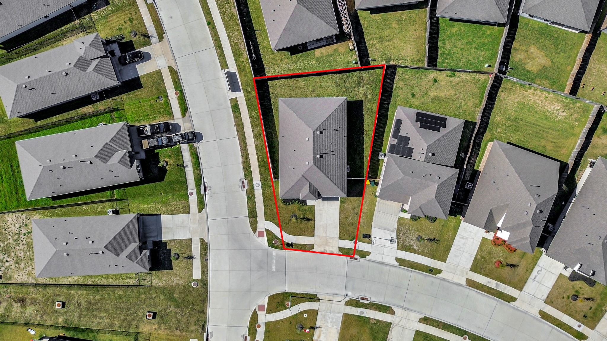 10626 Watershed Drive Rosharon, TX 77583 - Photo 6 of 42 an aerial view of residential houses with outdoor space