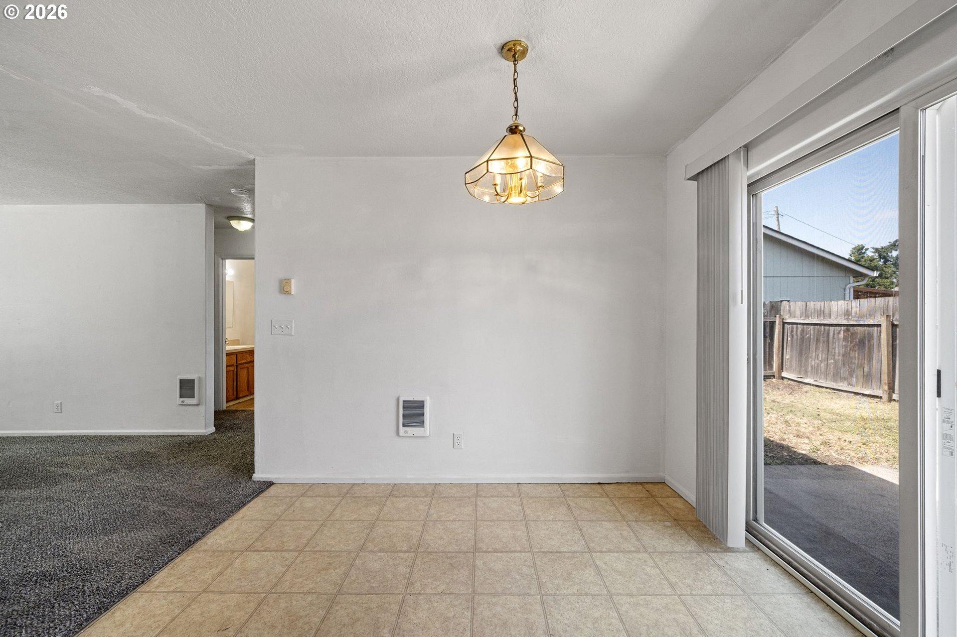 4256 Daisy Street Springfield, OR 97478 - Photo 24 of 29 Gallery Image 24