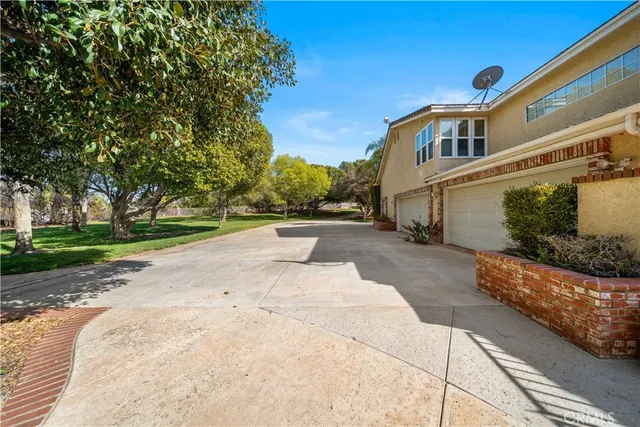 a view of a room with an empty space