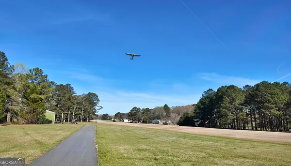 $130,000 | 44 Aileron Lane, Williamson, GA 30292