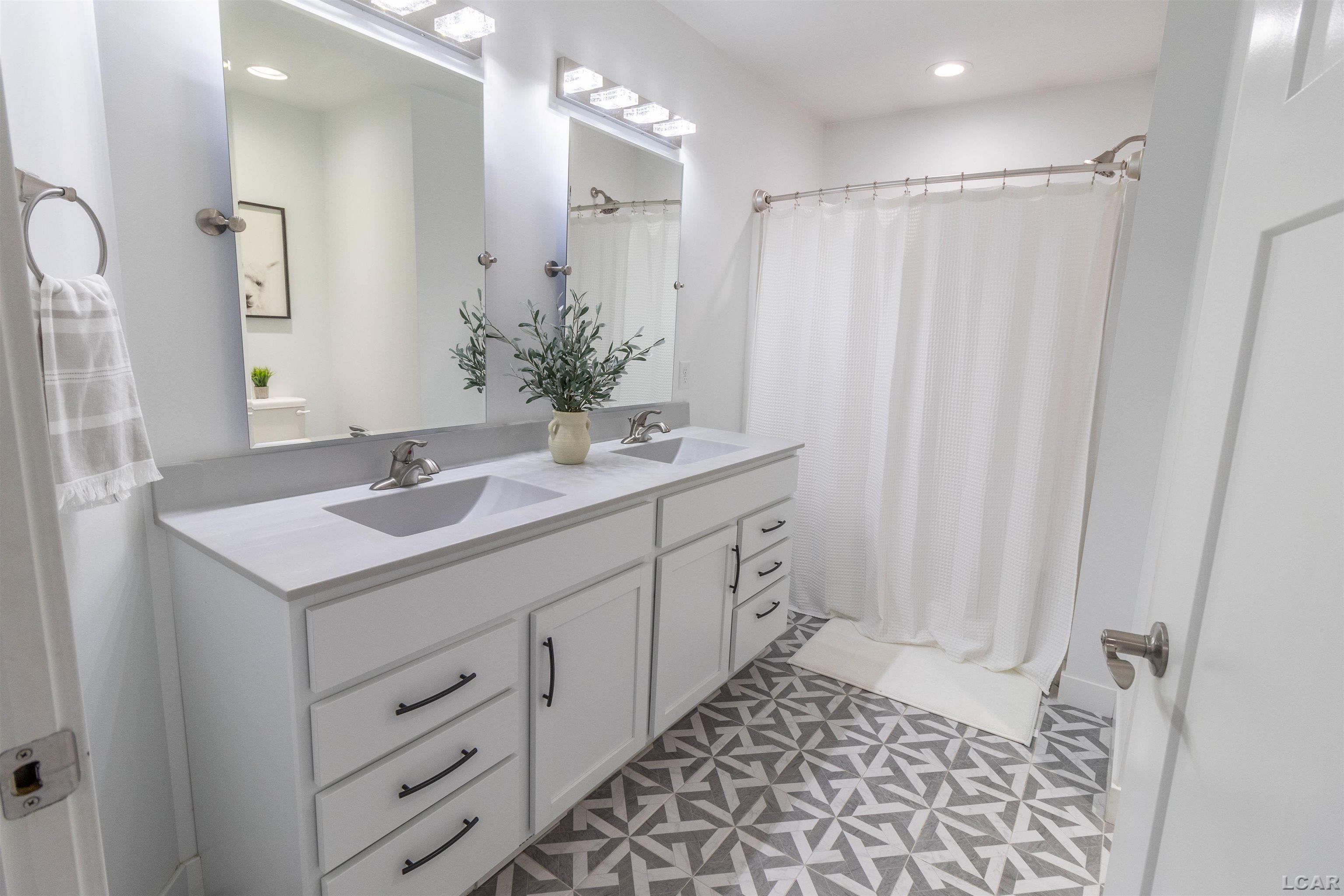 1158 Scott Ridge Drive Adrian, MI 49221 - Photo 38 of 52 Gallery Image 38