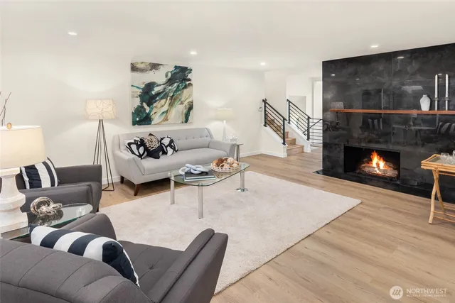 $1,365,000 | 12528 Southeast 70th Street, Newcastle, WA 98056