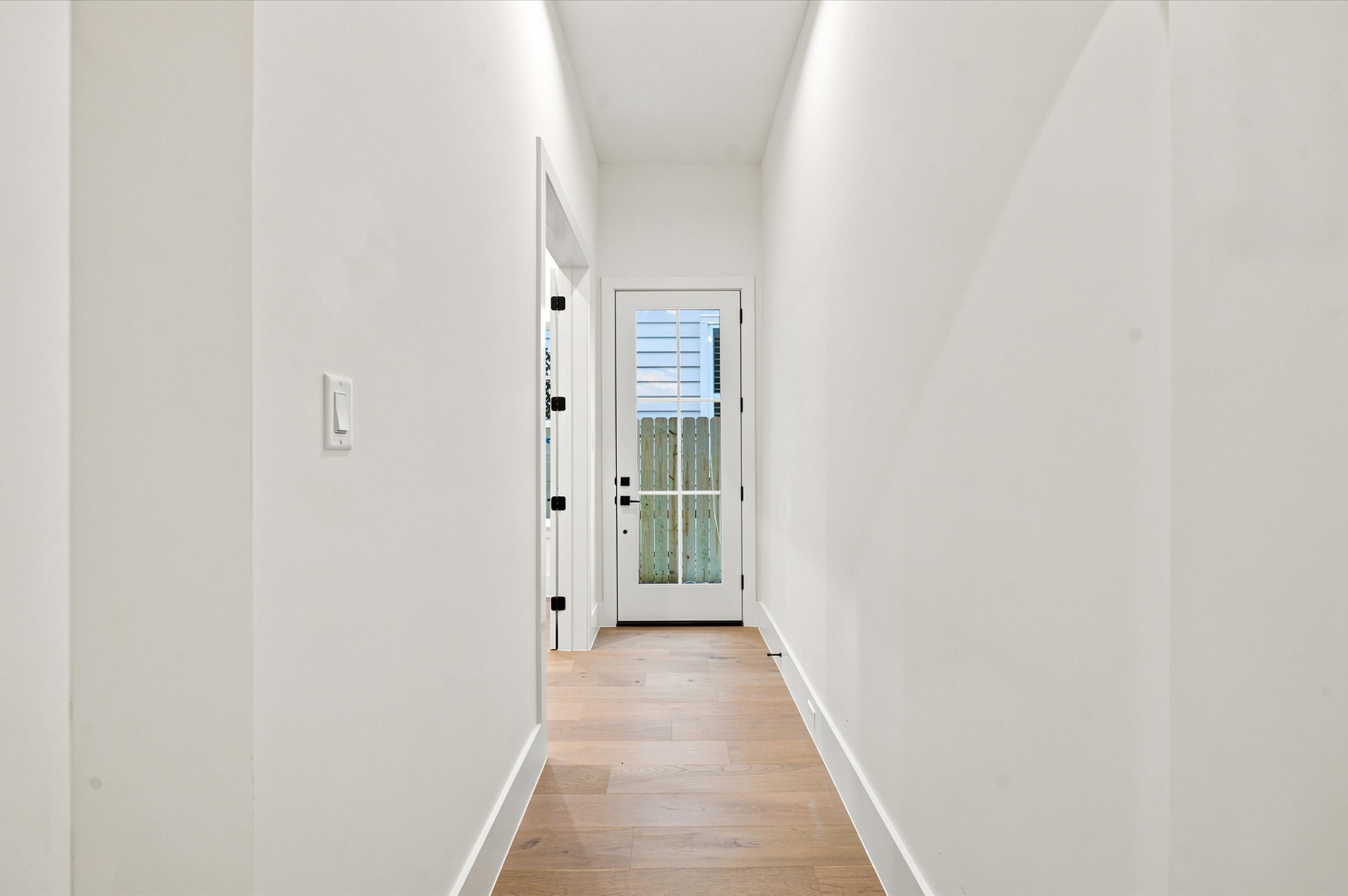 112 East 27th Street Houston, TX 77008 - Photo 34 of 43 Front door.