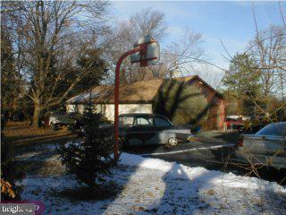 605 Tryens Road Aston, PA 19014 - Photo 2 of 4
