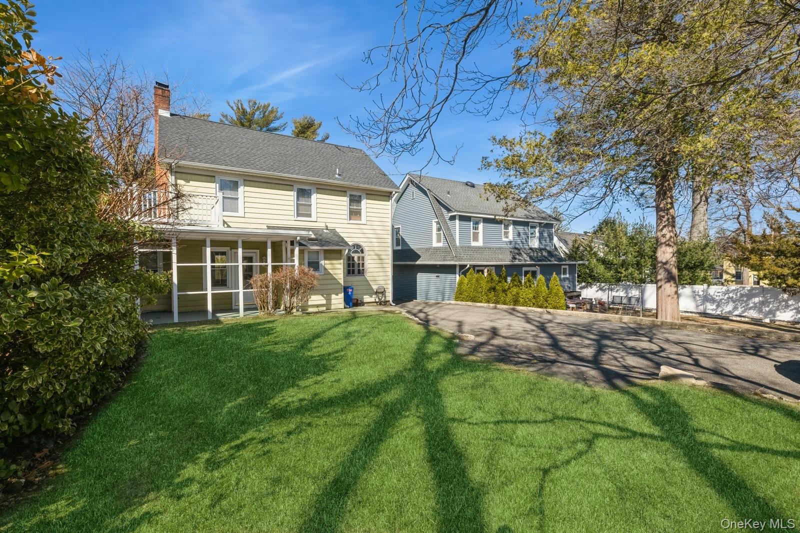 130 Soundview Road Huntington, NY 11743 - Photo 26 of 30
