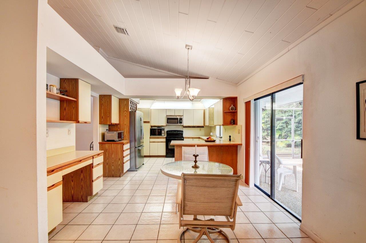 4460 Northwest 27th Avenue Boca Raton, FL 33434 - Photo 12 of 44 Breakfast Area
