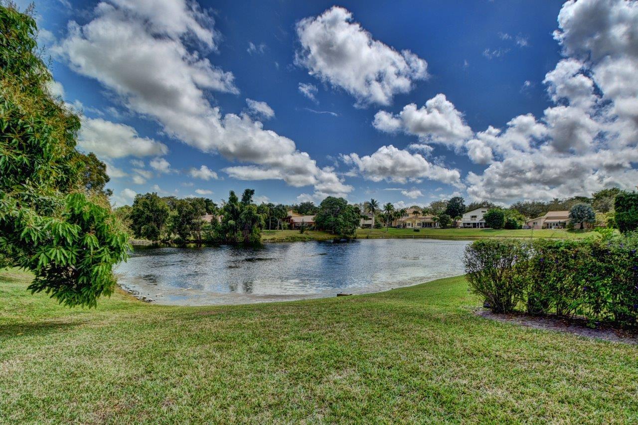 4460 Northwest 27th Avenue Boca Raton, FL 33434 - Photo 33 of 44 Lakefront