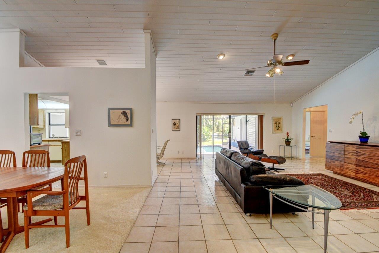 4460 Northwest 27th Avenue Boca Raton, FL 33434 - Photo 3 of 44 Living Spaces