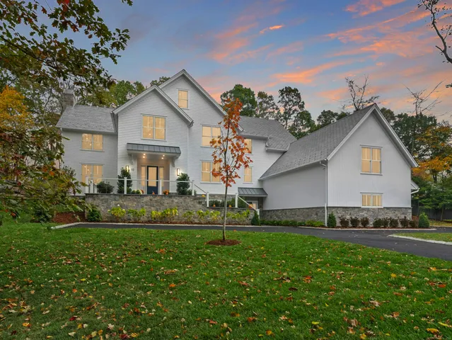 $6,295,000 | 10 Stony Brook Road, Darien, CT 06820