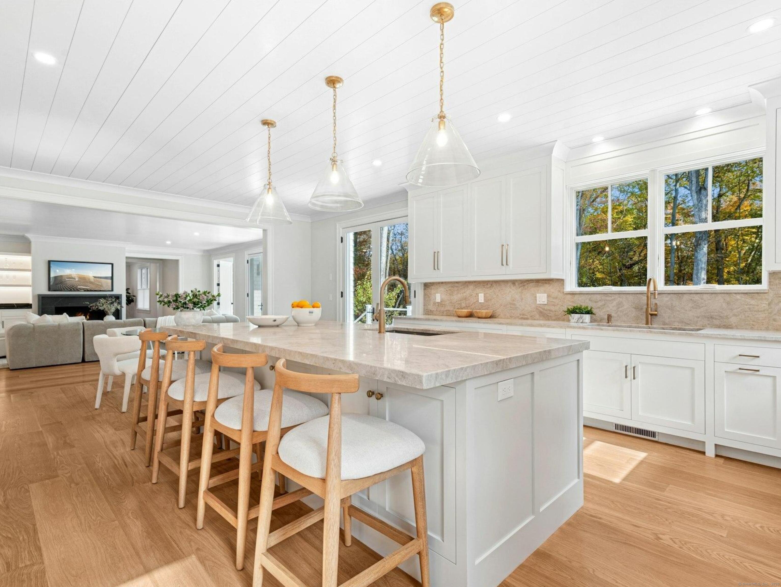 10 Stony Brook Road Darien, CT 06820 - Photo 11 of 40