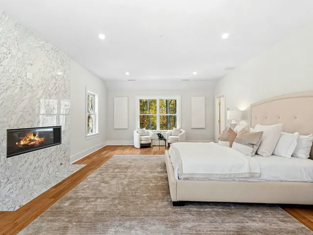 $6,295,000 | 10 Stony Brook Road, Darien, CT 06820