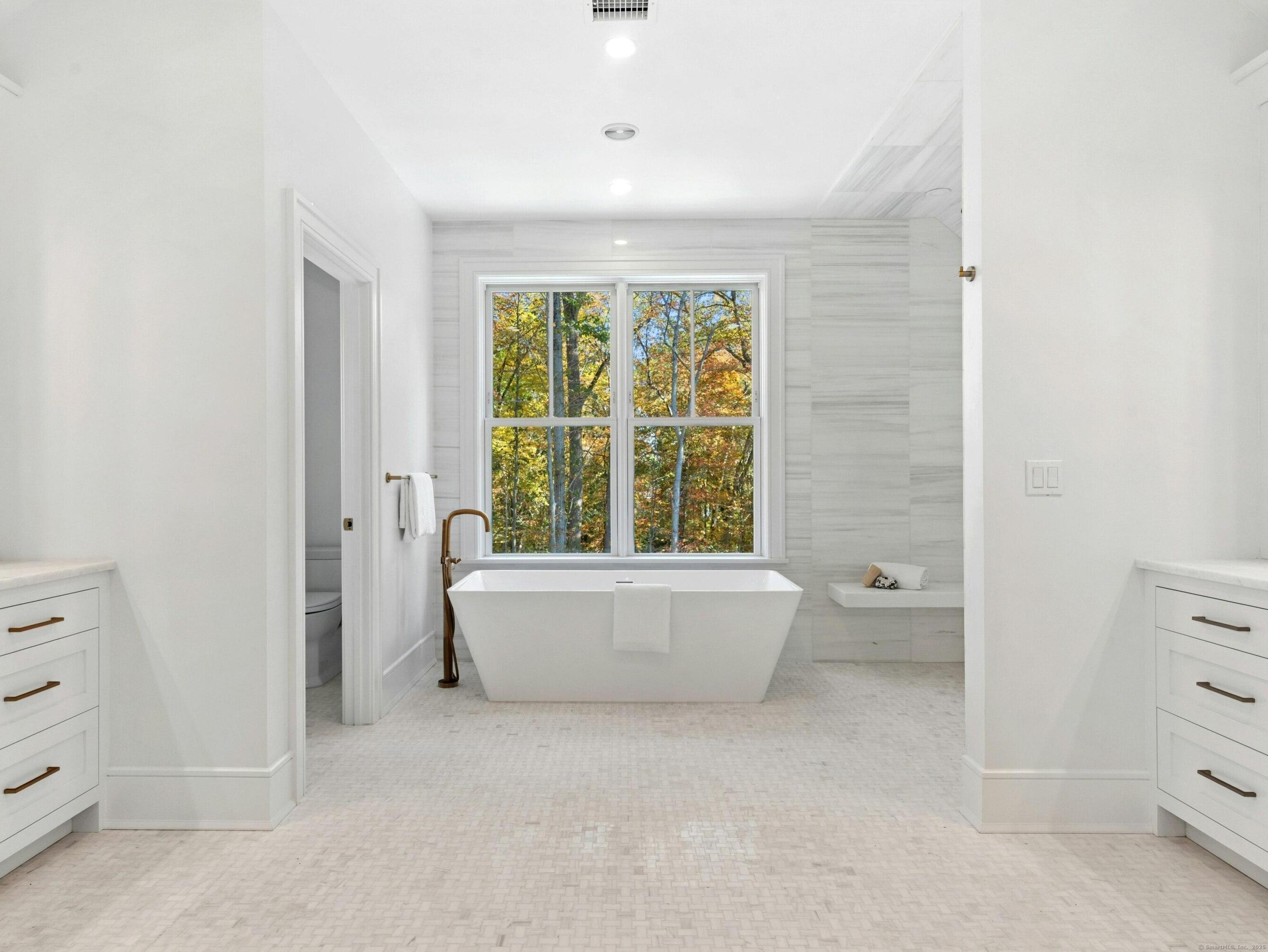 10 Stony Brook Road Darien, CT 06820 - Photo 28 of 40