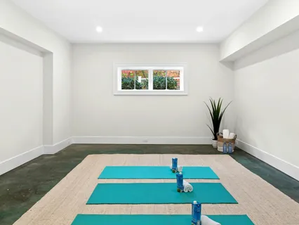 $6,295,000 | 10 Stony Brook Road, Darien, CT 06820