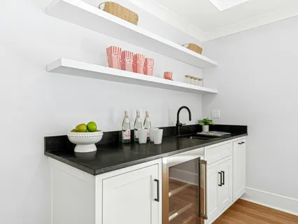 $6,295,000 | 10 Stony Brook Road, Darien, CT 06820