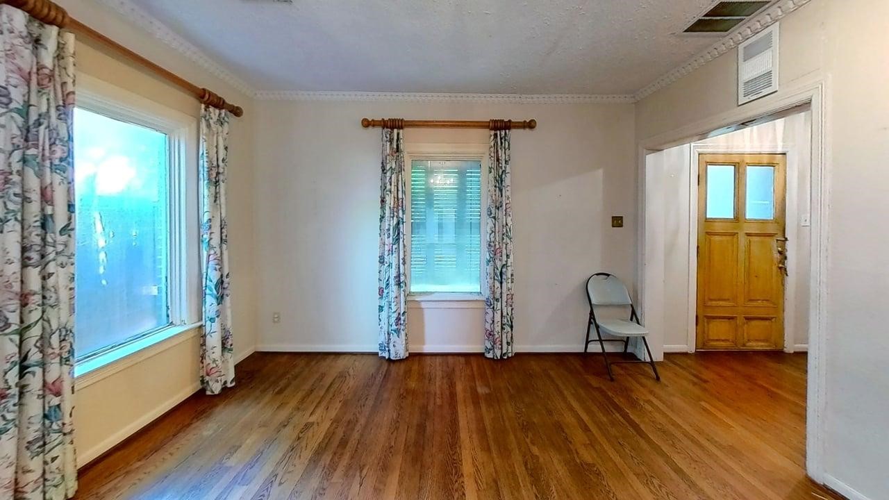 1905 Bissonnet Street Houston, TX 77005 - Photo 2 of 27 Formal Living and Entryway