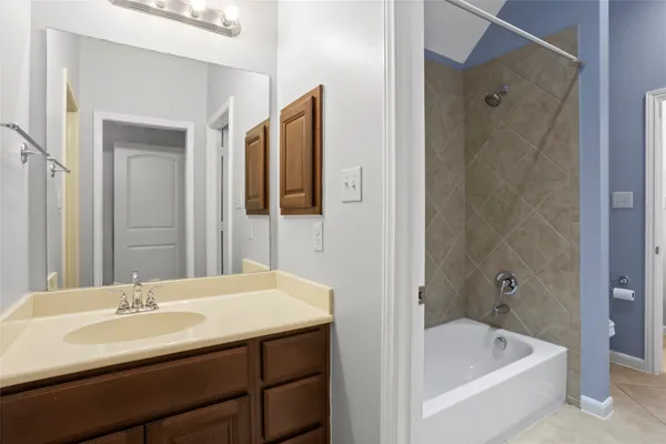 $3,500 | 13806 Boca Grande Lane, Houston, TX 77044