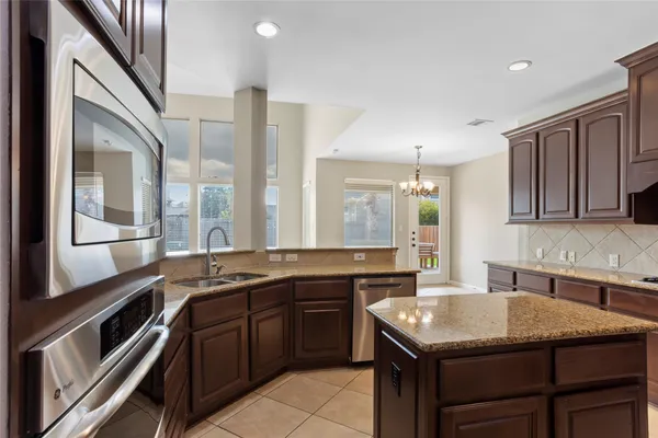 $3,500 | 13806 Boca Grande Lane, Houston, TX 77044