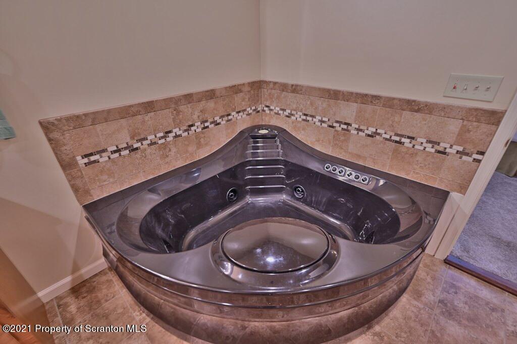 7 Mican Road Waymart, PA 18472 - Photo 13 of 46 Gallery Image 13