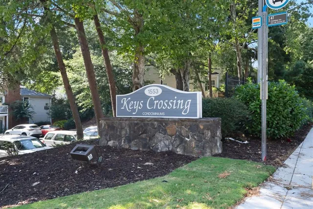$255,000 | 1364 Keys Crossing Drive Northeast, Atlanta, GA 30319