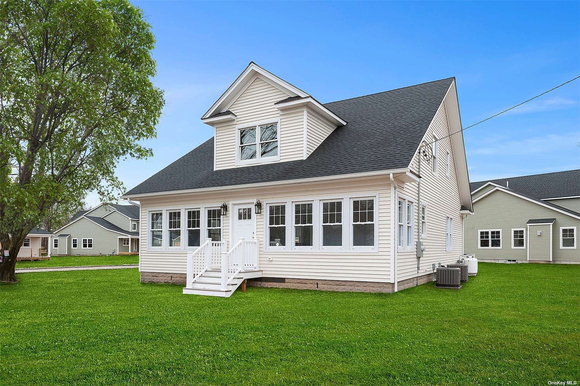 450 Middle Road, Unit 1 Riverhead, NY 11901 - Photo 1 of 1 Gallery Image 1