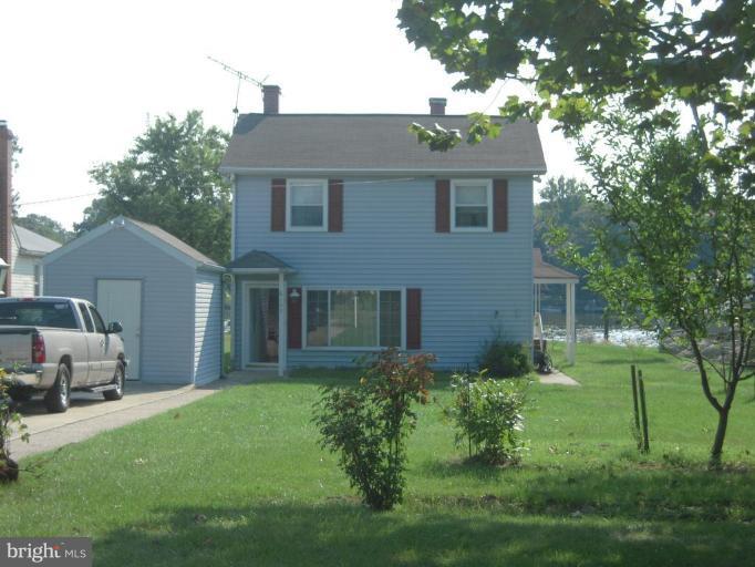 8157 Orchard Point Road Pasadena, MD 21122 - Photo 6 of 13 Exterior #5