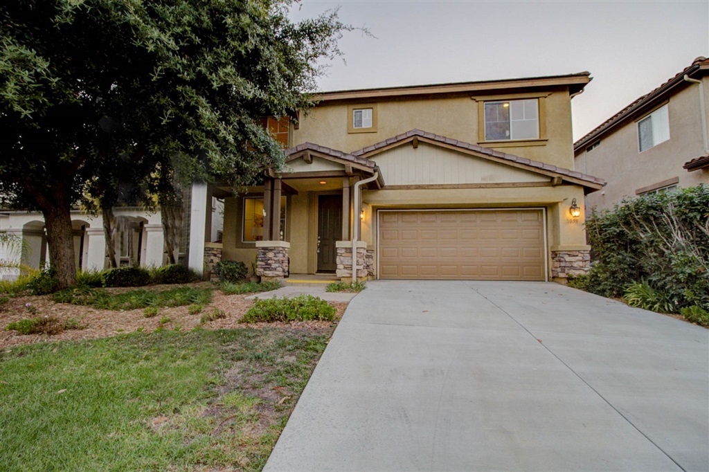 1059 Greenway Road Oceanside, CA 92057 - Photo 2 of 24