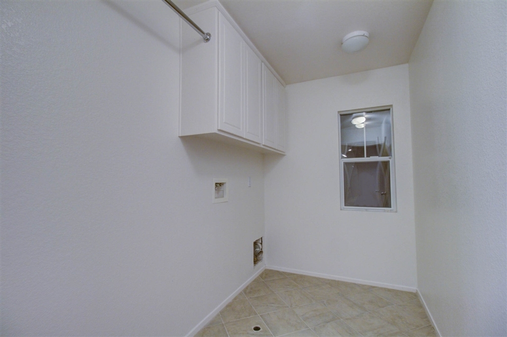 1059 Greenway Road Oceanside, CA 92057 - Photo 17 of 24