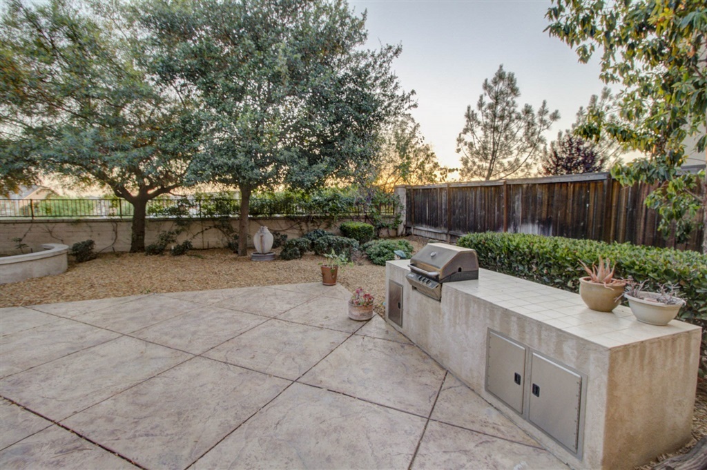 1059 Greenway Road Oceanside, CA 92057 - Photo 22 of 24