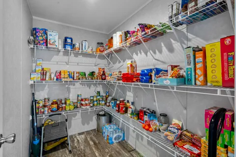 $399,900 | 12128 County Road 1, Hallettsville, TX 77964