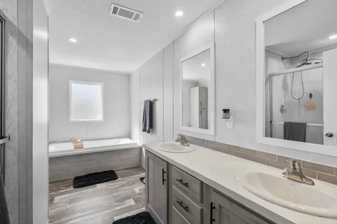 $399,900 | 12128 County Road 1, Hallettsville, TX 77964