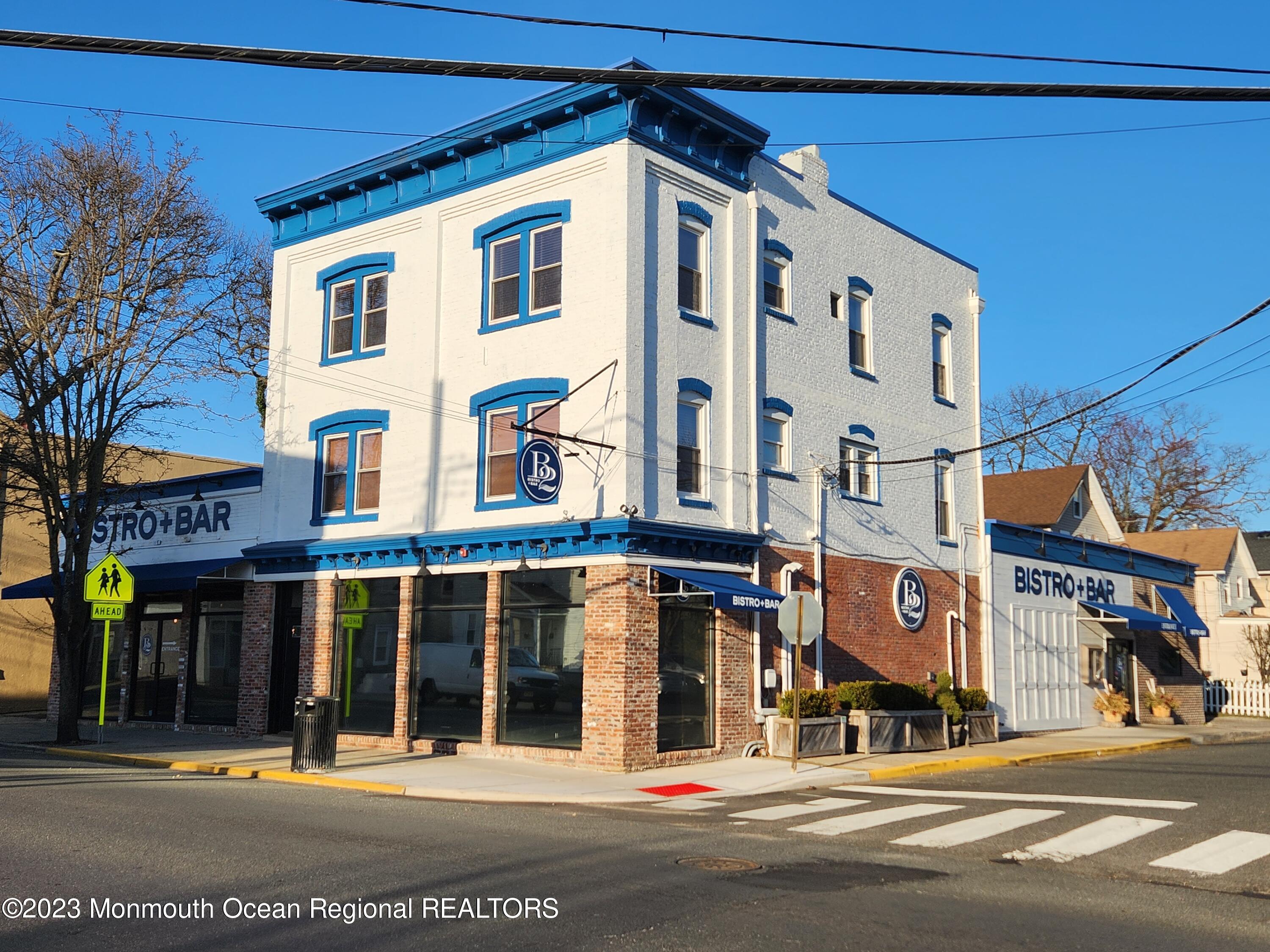a view of street with large building
